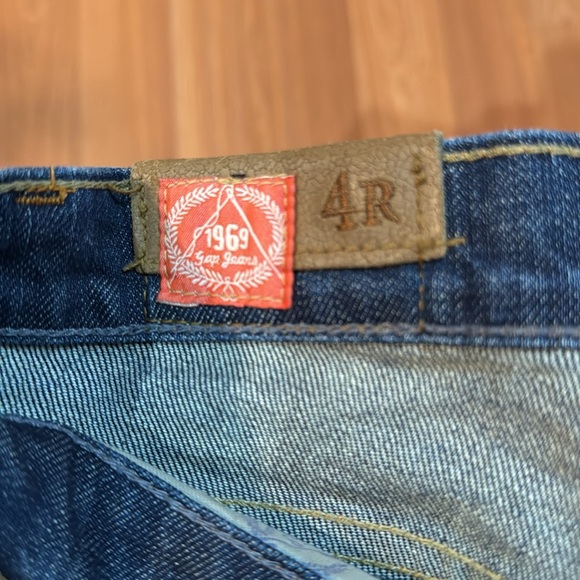 Classic& effortlessly stylish, flattering fit with a stretchy,comfort. Durable - Picture 4 of 7